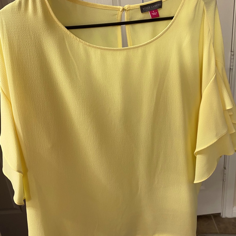 Vince Camuto Top
